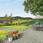 3 Bed In Ulverston Oc-94633 *